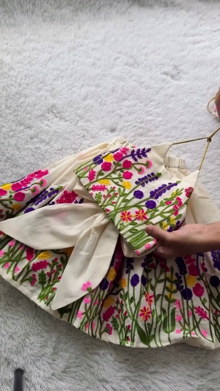 Matching Floral Top & Skirt Set – Vibrant Ethnic Fusion Look