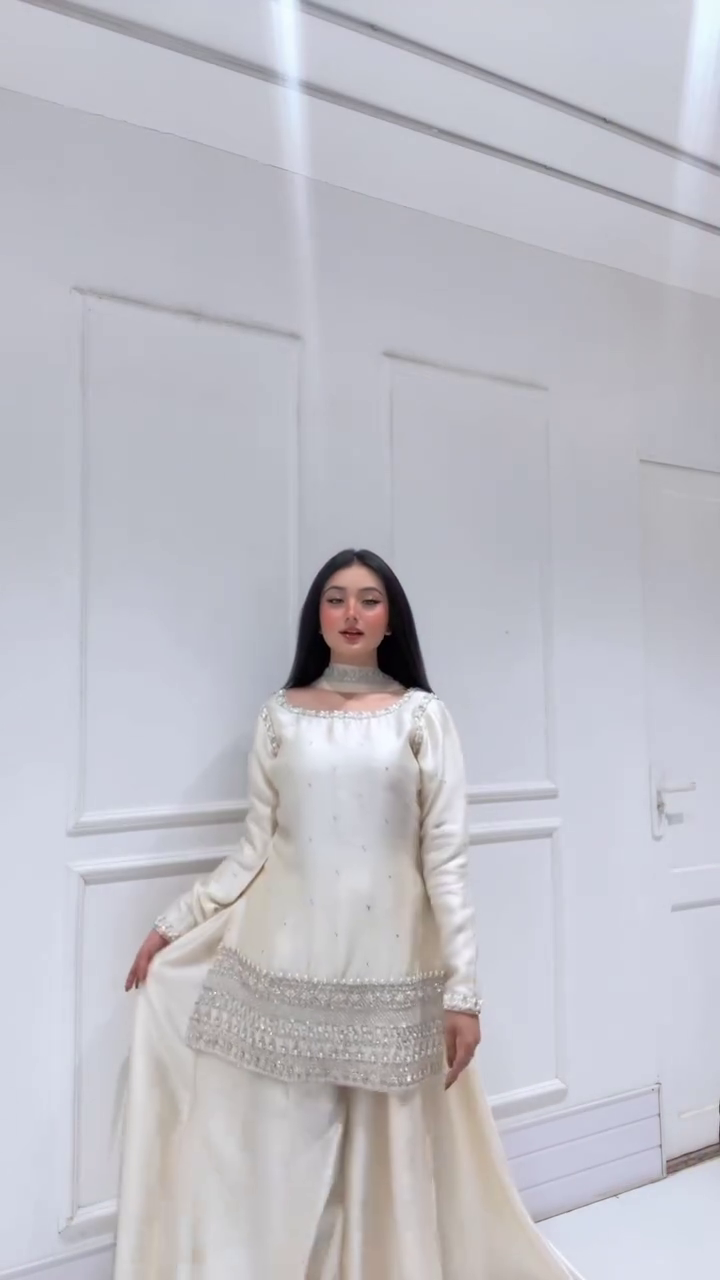 Timeless Ivory Elegance – Graceful Ethnic Suit for Special Moments