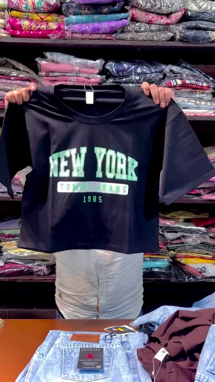 🔥 Bold Red “New York” Graphic Tee – Street Style Essential 🔥