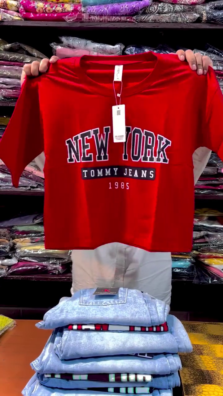 🔥 Bold Red “New York” Graphic Tee – Street Style Essential 🔥