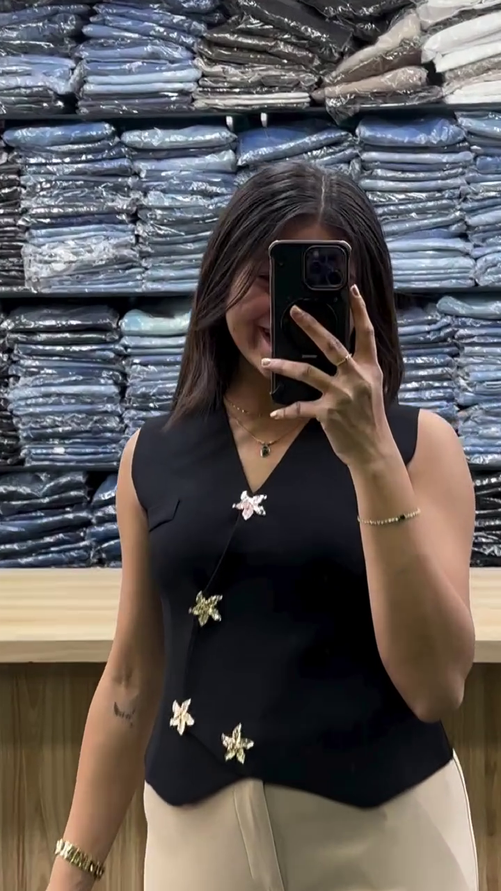 Elegant Vest & Flared Pants – Classy, Slim & Stylish Look!