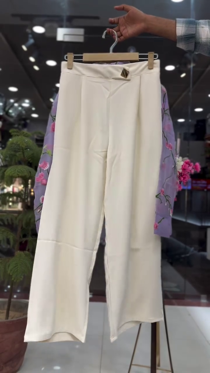 Trendy Sheer Floral Layer Set – Stylish & Insta-Ready Look!