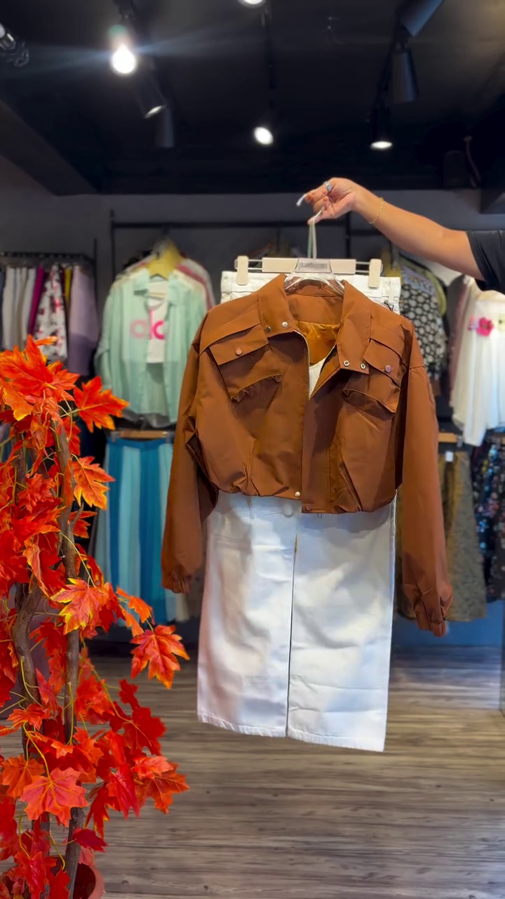 Stylish Crop Jacket Set – Bold, Smart & Insta-Ready Look!