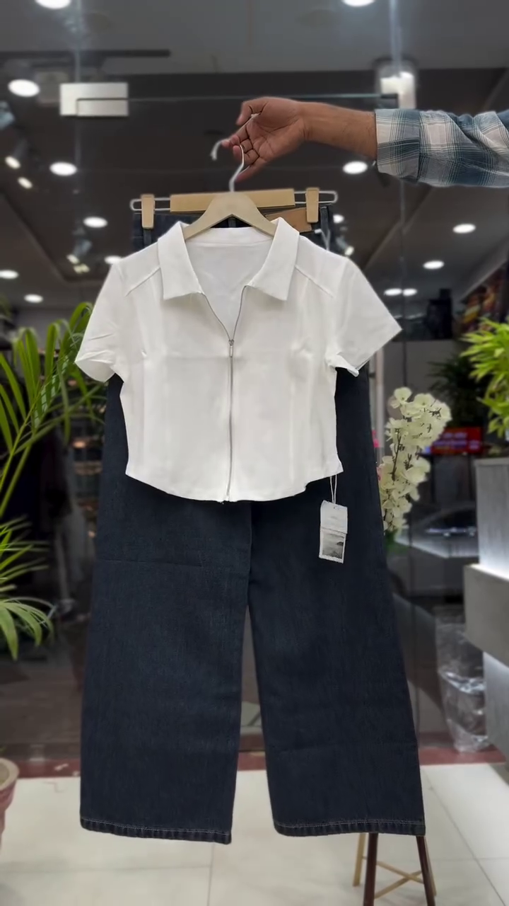 Trendy White Crop Top Combo – Clean, Cool & Stylish!