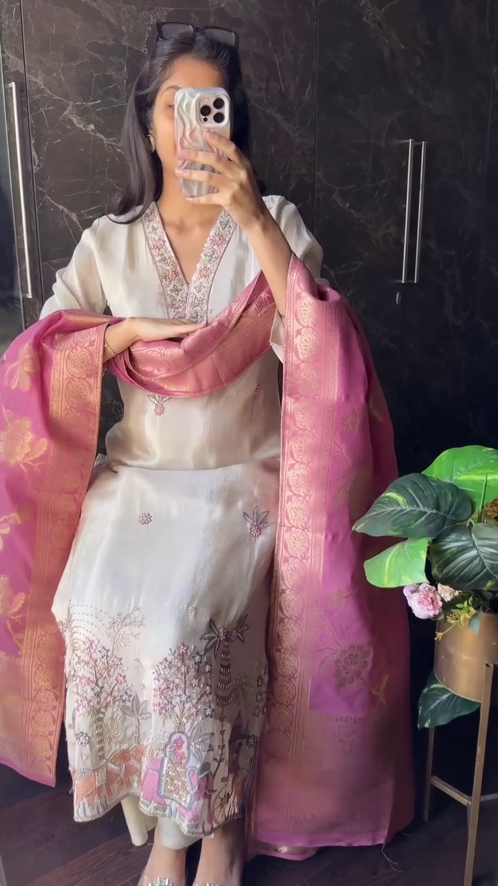 Premium Pastel Embroidered Kurta – Elegant, Soft & Festive Ready
