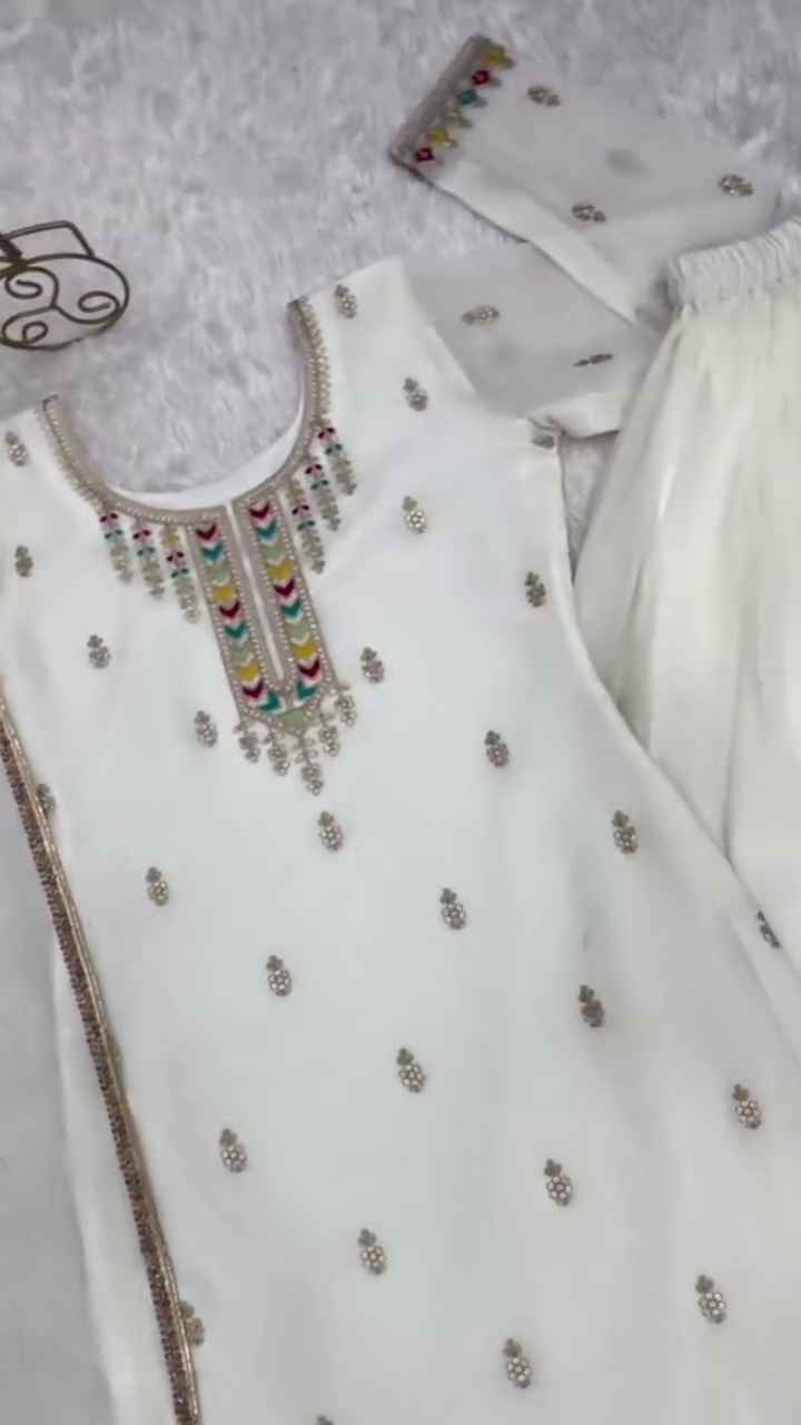 Elegant White Embroidered Suit – Graceful Festive Charm