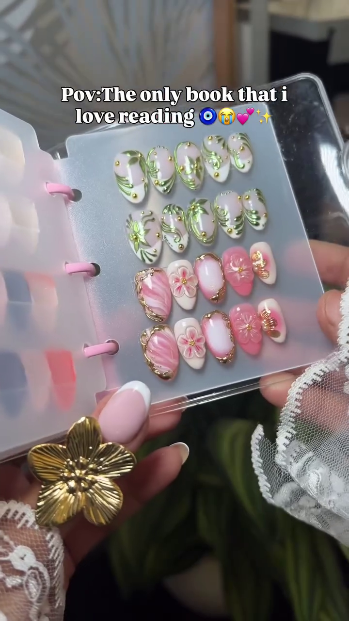 💅 Luxury Press-On Nail Collection Book – Salon Style At Home