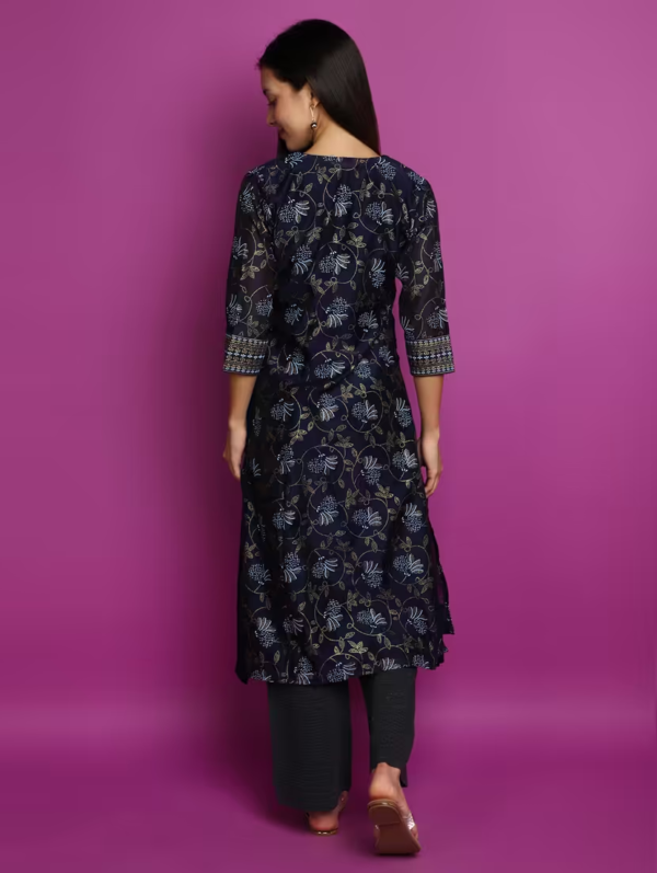 Navy Blue Three-Quarter Sleeve Layered Kurta – A Blend of Elegance and Comfort - Image 2