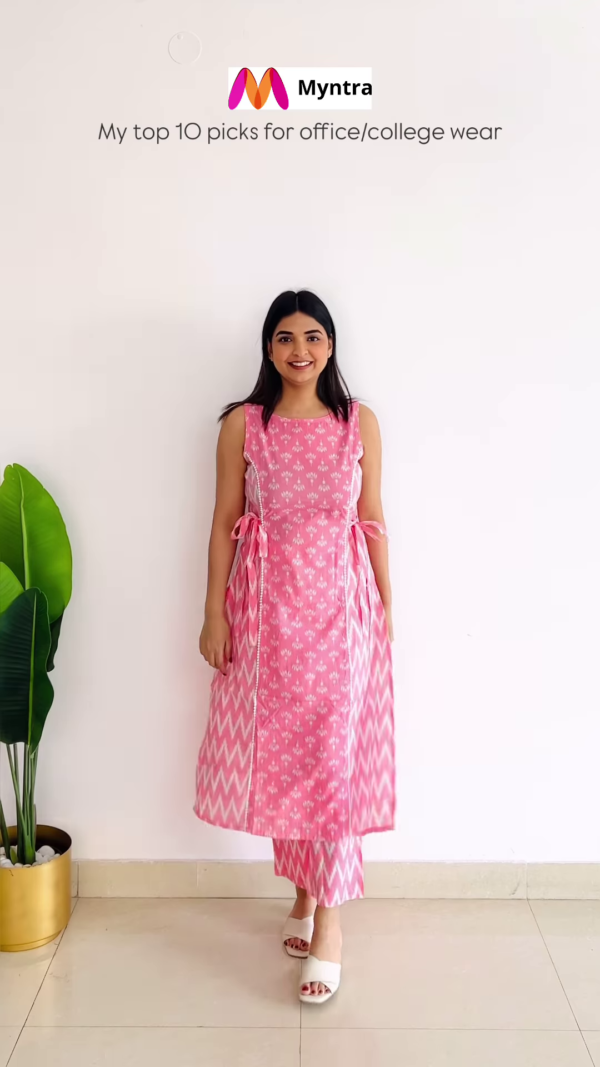 Elegant Maroon Kurta Set for a Stunning Look - Image 3