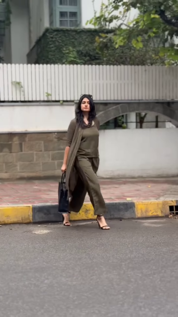 🌿 Effortless Elegance in Earthy Tones 🌿 - Image 3