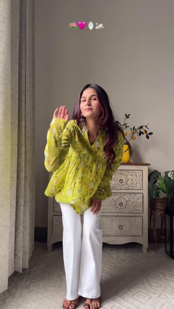 Scalloped Neck Full Sleeve Pure Cotton Top – A Chic Blend of Elegance & Comfort