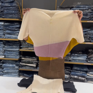 🍂 Cocoa Blend – Ribbed Colorblock Knit Top ✨