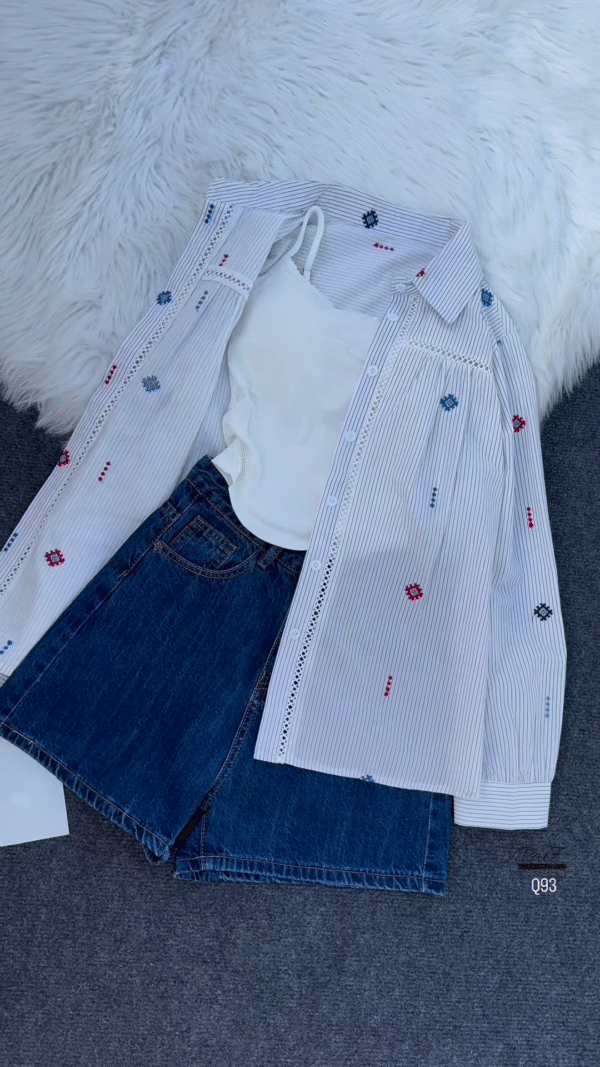 Boho Chic Embroidered Shirt with Denim Shorts – Summer Street Style - Image 2