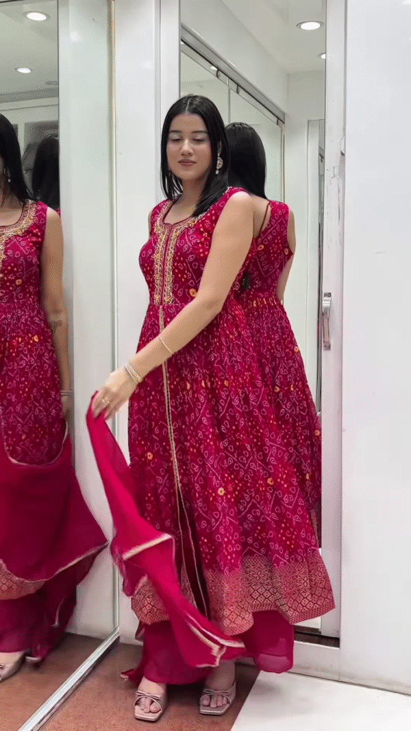 Bandhej Kurta Set – With Heavy Gota Work & Dupatta - Image 3