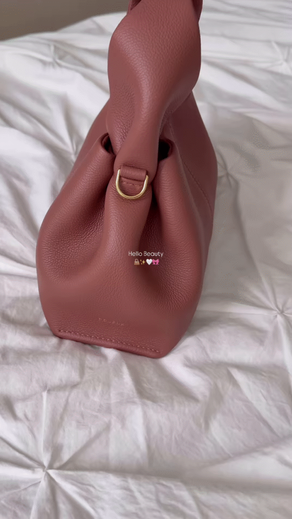 "Chic Elegance: The Everyday Shoulder Companion" - Image 2