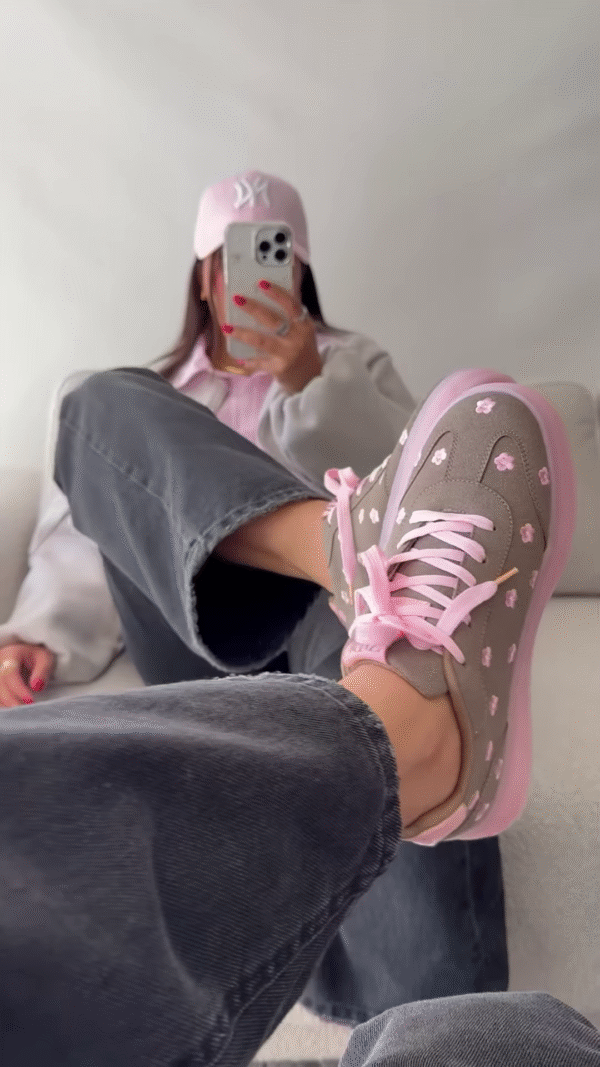 Stylish Grey and Pink Floral Sneakers - Image 2
