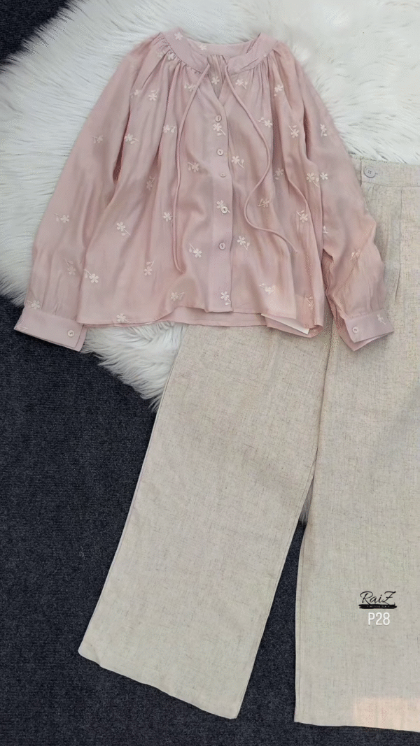 🕊 Elegant Beige Embroidered Drawstring Blouse & Wide-Leg Pants Set 🌿