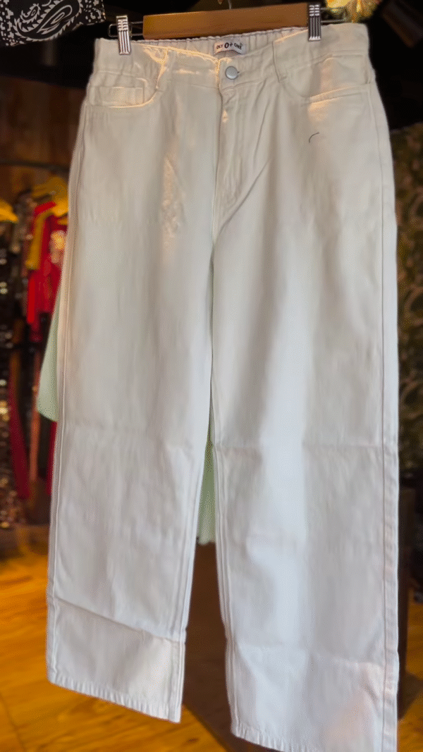 💚 Trendy Ombre Green to White Oversized Shirt & White Wide-Leg Pants Set 🤍 - Image 2
