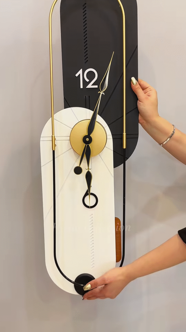 Modern Black and Gold Decorative Wall Clock