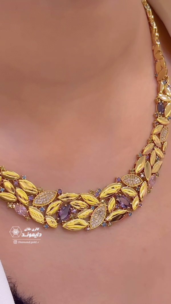 Exquisite Gold Necklace with Colorful Gemstone Accents - Image 3