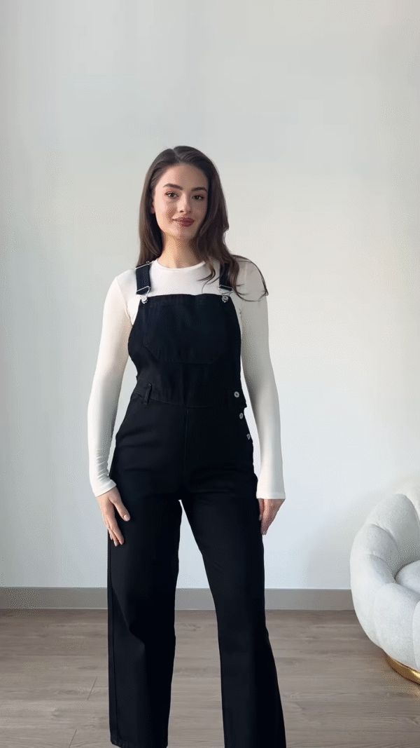 Stylish Denim Overalls with Long-Sleeved Top and Sneakers - Image 4