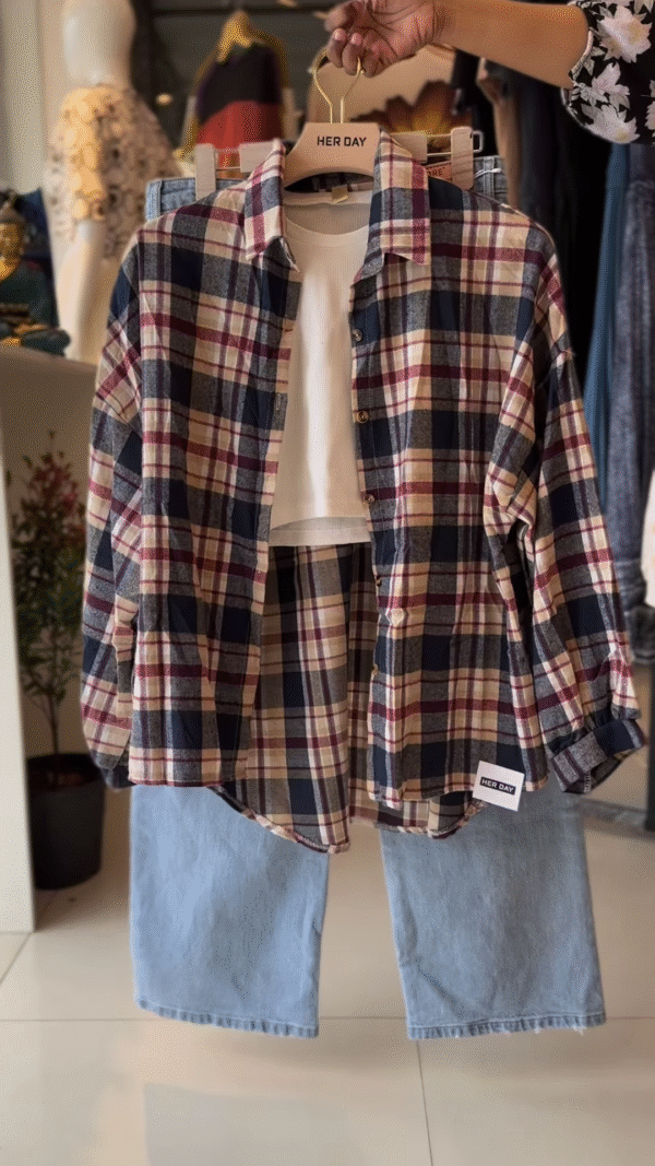 🍂 Casual Plaid Shirt – A Wardrobe Must-Have! 🍂