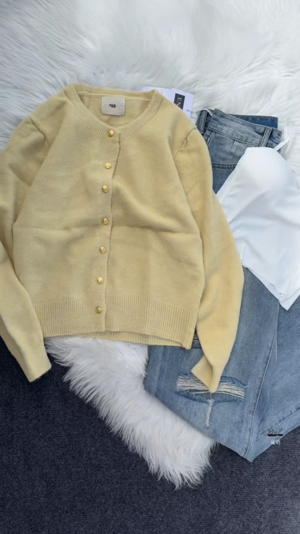 💙 Enfir Pop: Gold-Button Cardigan & Distressed Denim Set - Image 2