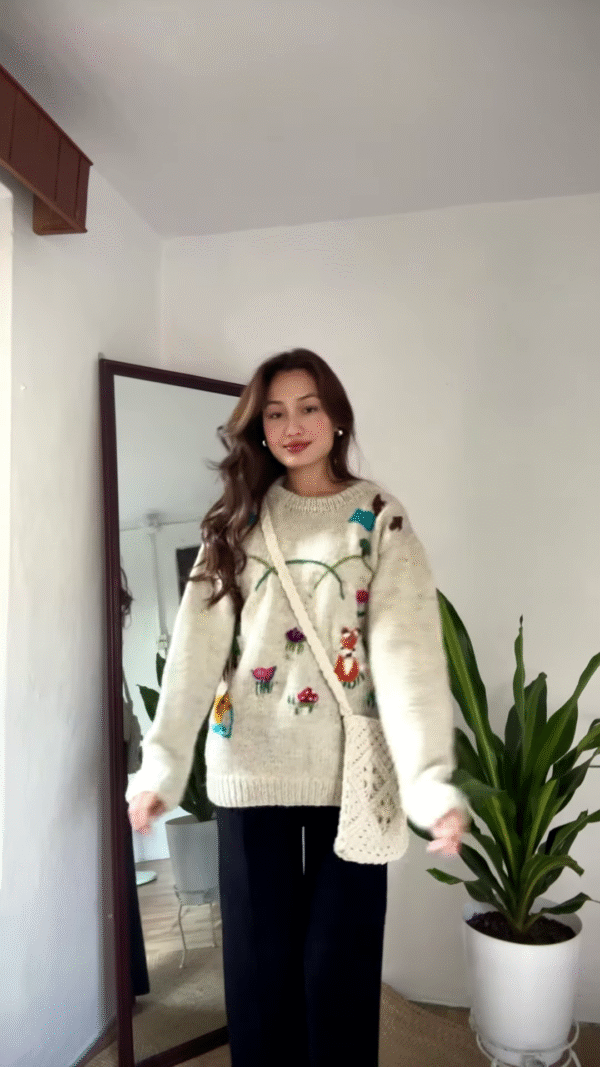 🍂 Cozy Autumn Vibes – Sweater Weather Essential 🍁✨ - Image 2