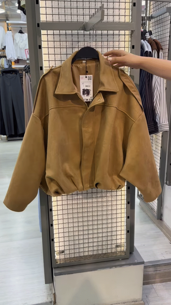 🧥 Timeless Suede Charm – Autumn & Winter Jacket 🍂❄️ - Image 2