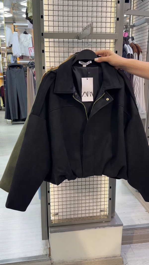 🧥 Timeless Suede Charm – Autumn & Winter Jacket 🍂❄️ - Image 4