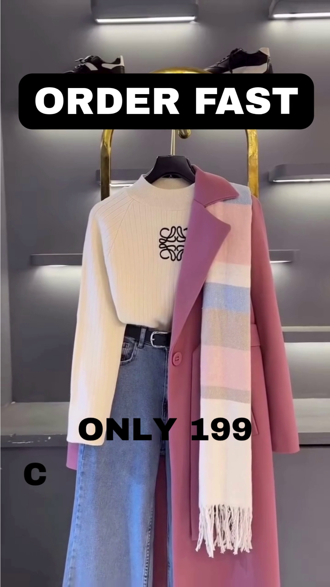 Chic Winter Layered Look – Cozy Pink Coat with Classic Denim