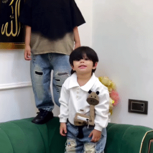 Trendy Kids Casual Denim Looks – Playful Street Style for Little Stars