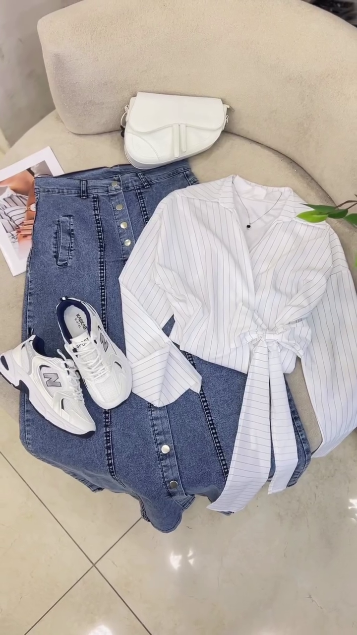 Chic Everyday Style – Striped Wrap Top with Denim Skirt - Image 3