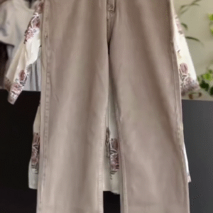 Modern Neutral Essential – Classic Beige Wide-Leg Trousers