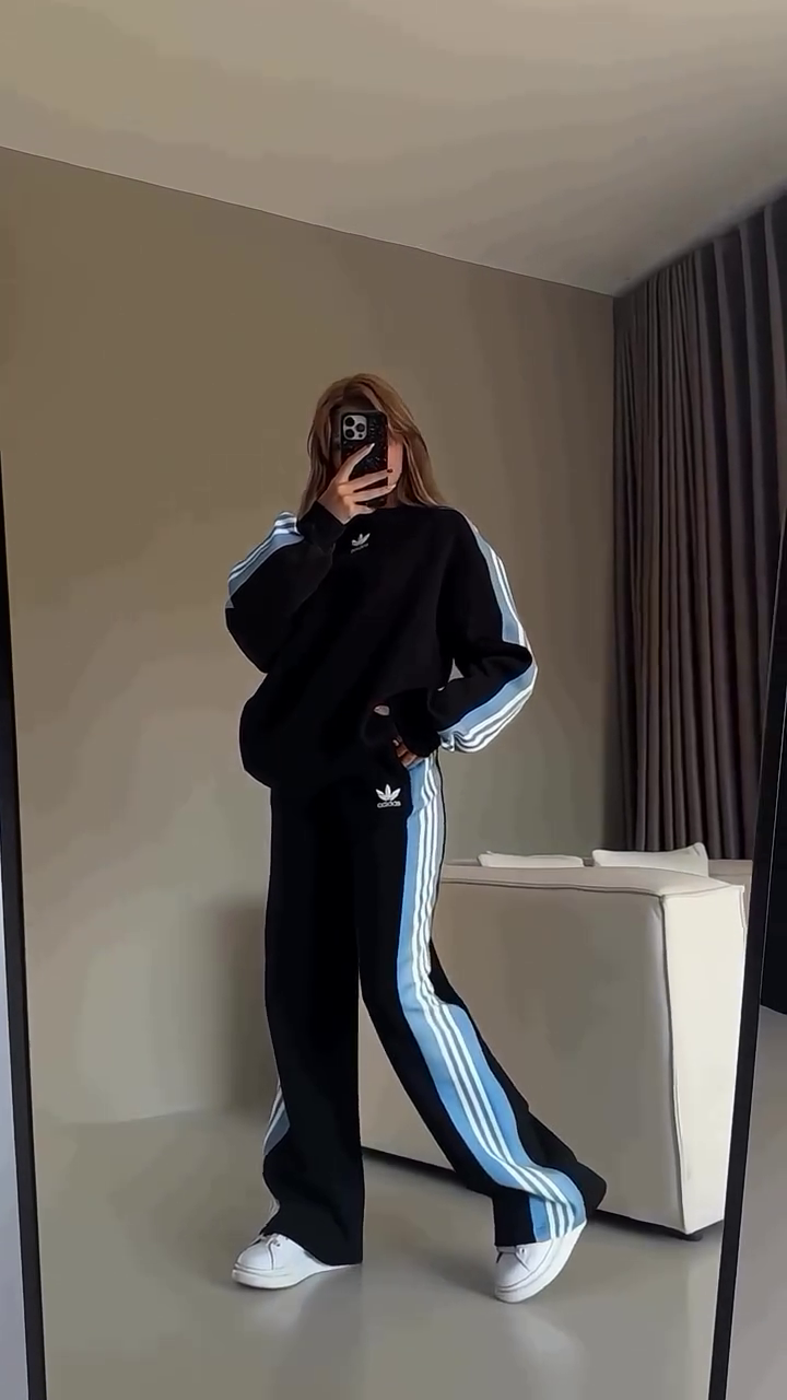 Sporty Chic Pink Co-Ord Set – Casual Street Style Perfection - Image 3