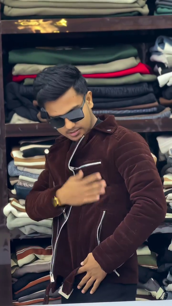 Striking Red Biker Jacket for Statement Winter Fashion - Image 2