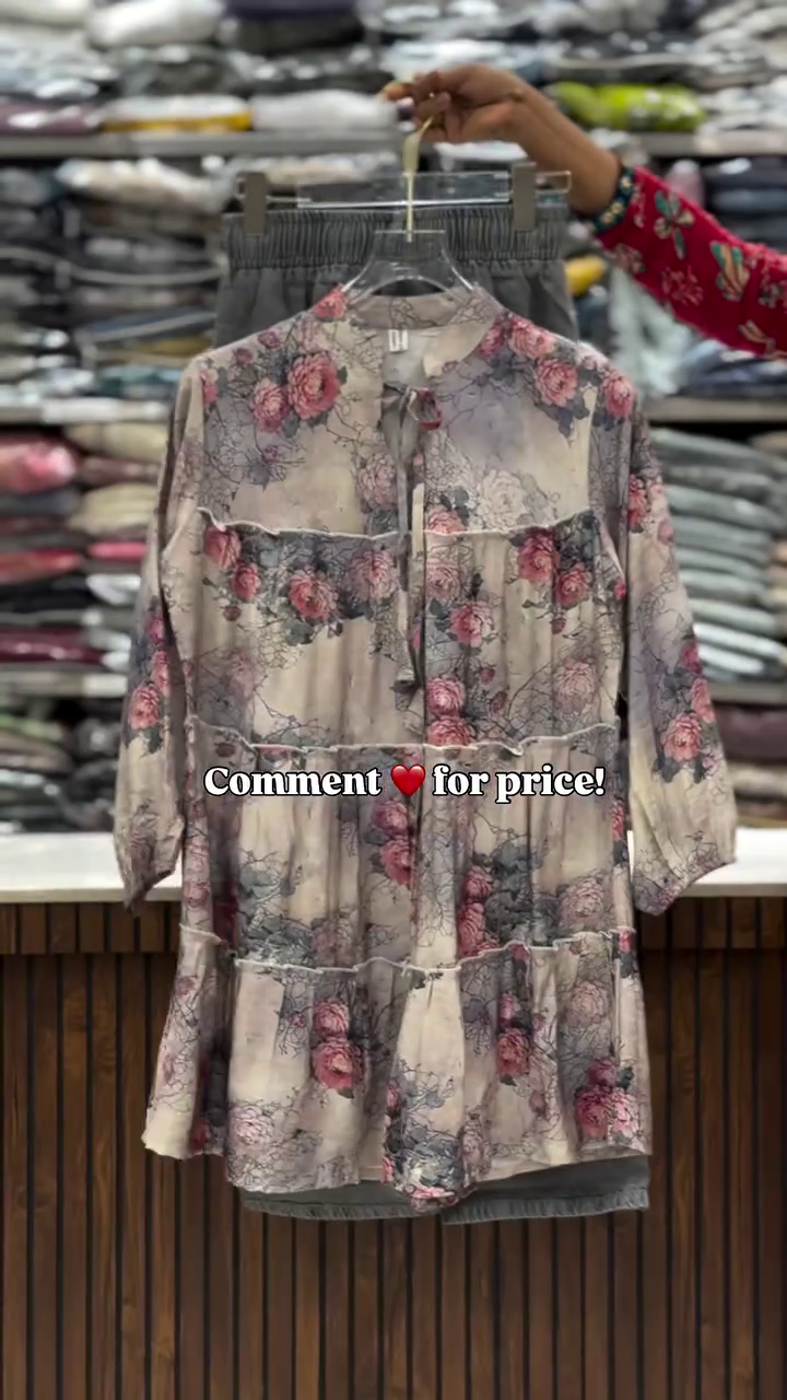 Soft Floral Tiered Top with Denim – Casual Chic Style - Image 2