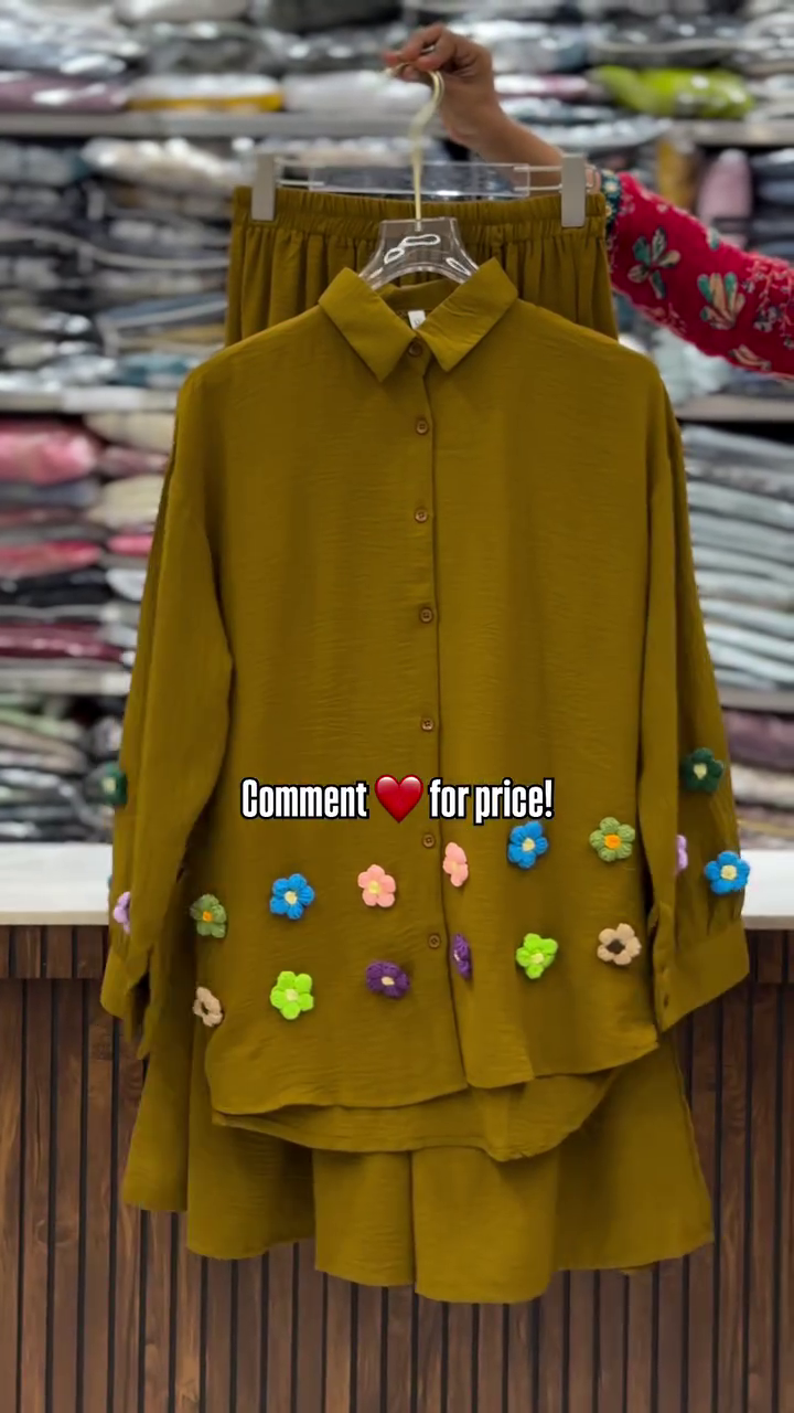 Chic White Floral Casual Set – Minimal & Trendy Everyday Wear - Image 4