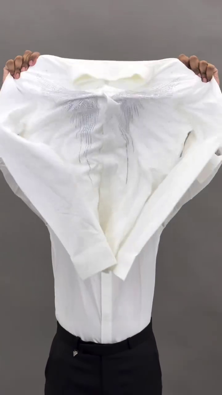 White Graphic T-Shirt with Artistic Wing Design – Bold Casual - Image 8