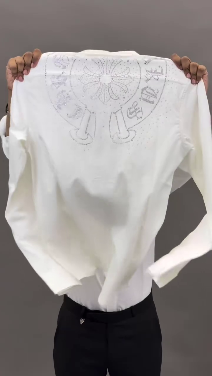 White Graphic T-Shirt with Artistic Wing Design – Bold Casual - Image 16