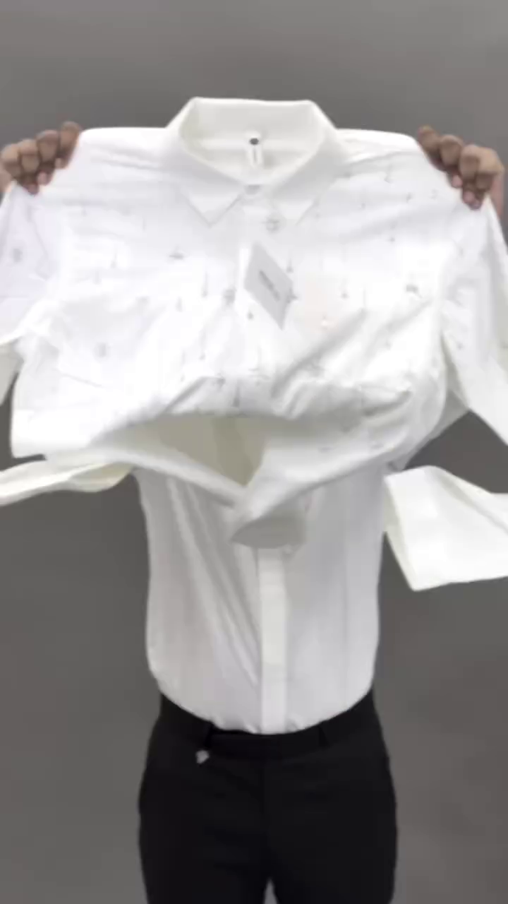 White Graphic T-Shirt with Artistic Wing Design – Bold Casual - Image 15