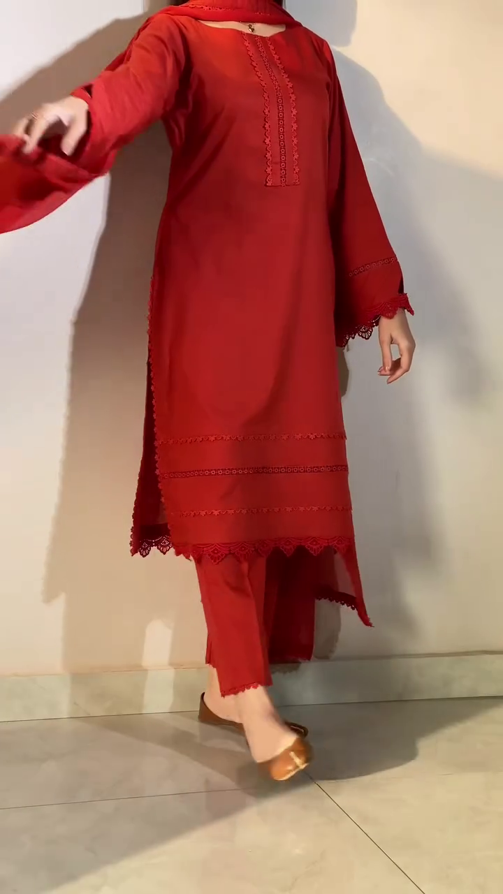 Trendy & Elegant Fashion Collection at Unbeatable Prices - Image 2