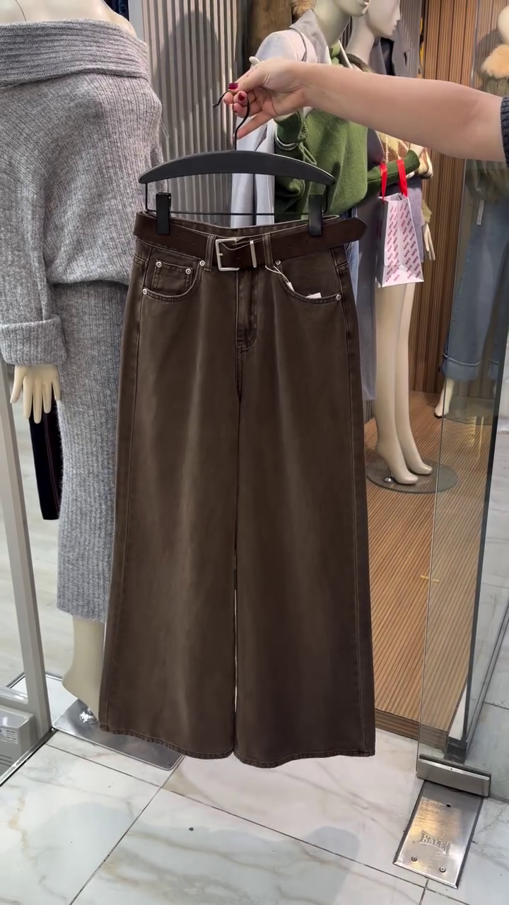 Trendy & Elegant Fashion Collection at Unbeatable Prices - Image 3