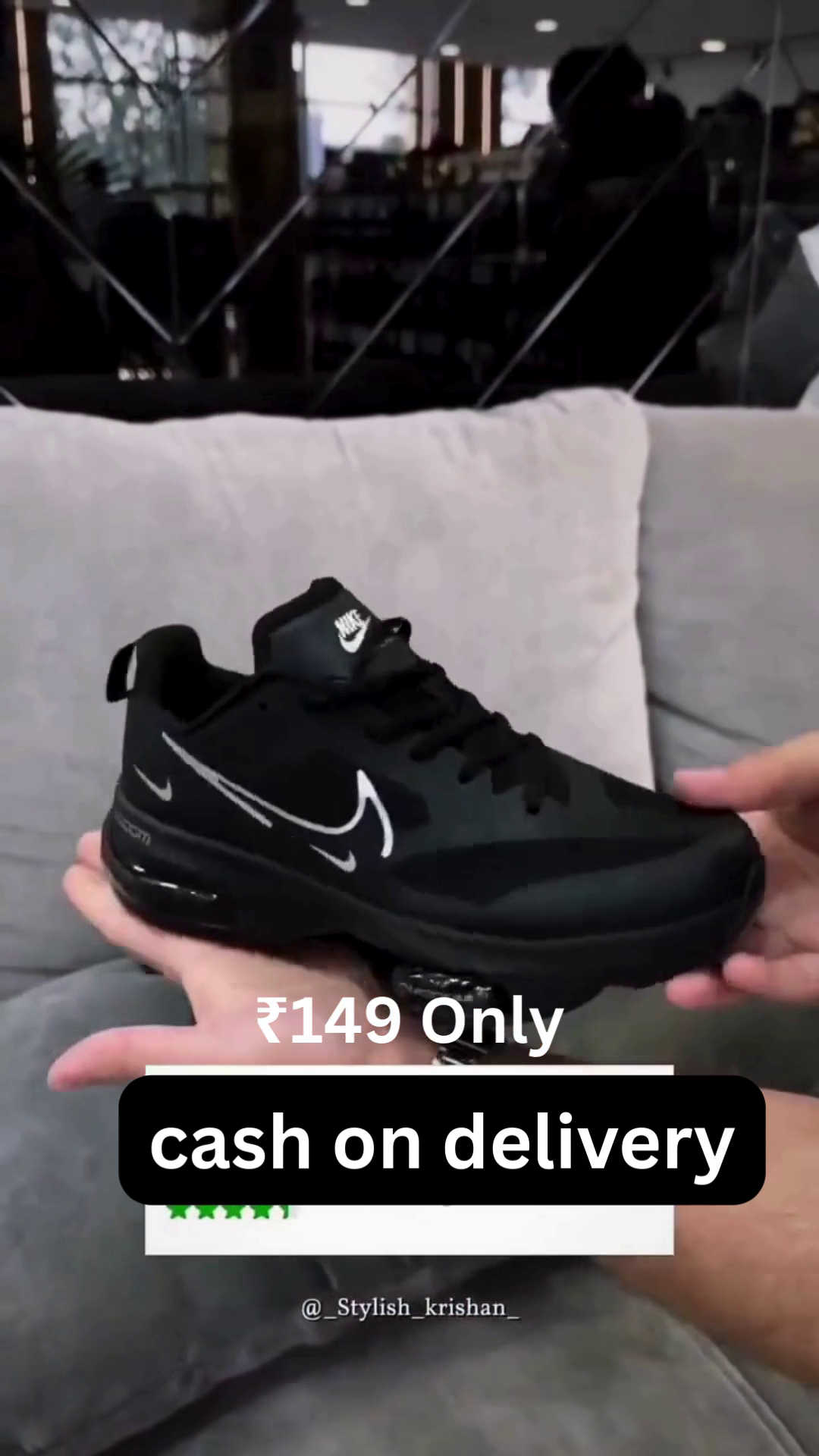 Sleek All-Black Sports Sneakers – Performance Meets Style