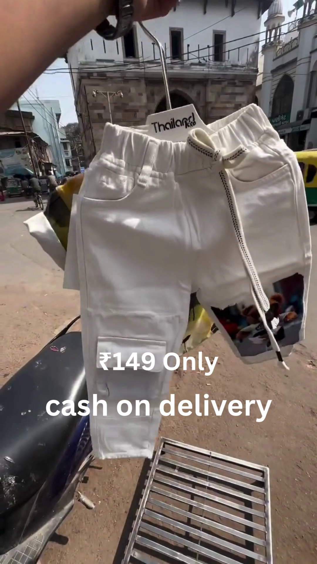 Stylish White Cargo Shorts – Trendy Streetwear at ₹149 | Cash on Delivery - Image 7