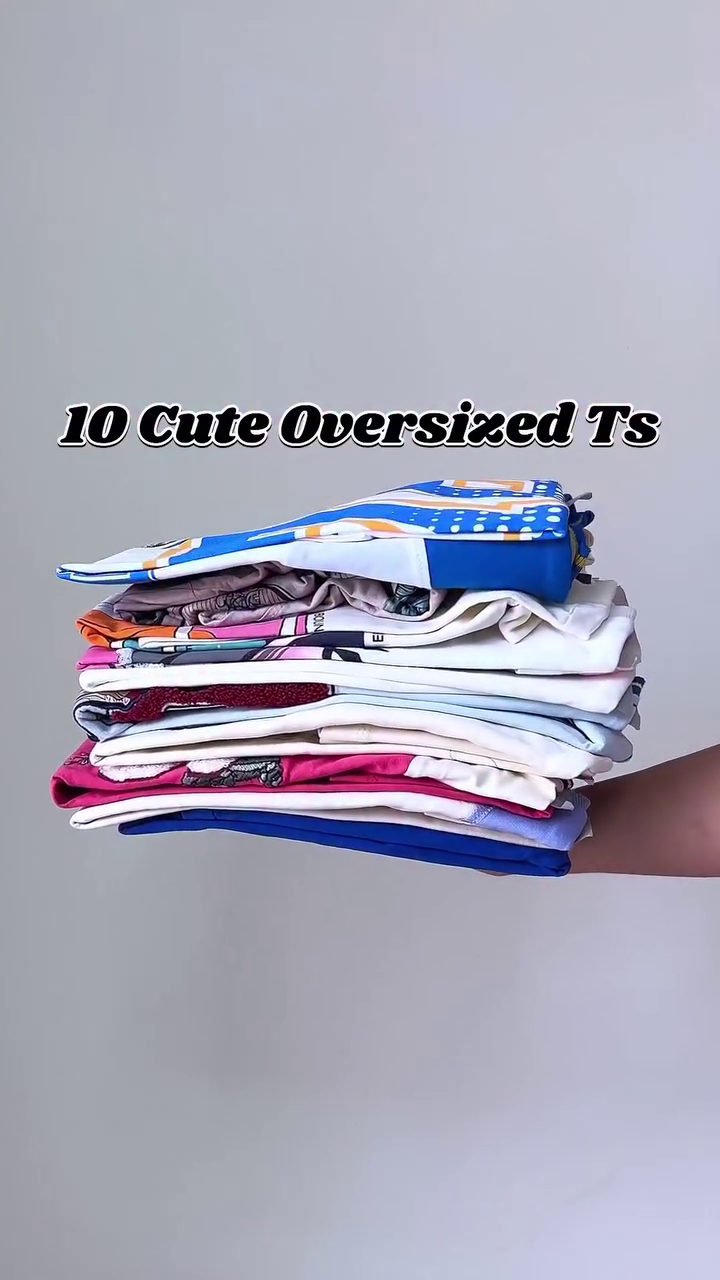 Graphic Oversized T-Shirt with Artistic Headphone Print - Image 12