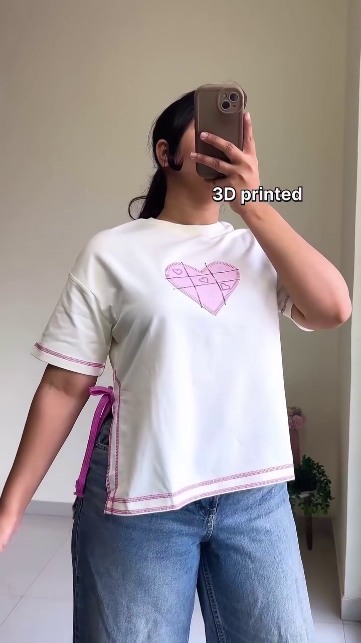 Graphic Oversized T-Shirt with Artistic Headphone Print - Image 10