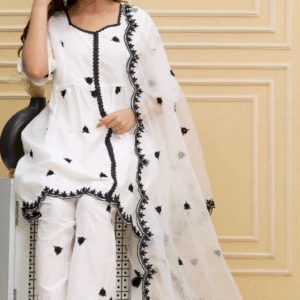 Elegant White Embroidered Kurta Set – Timeless Black & White Ethnic Style